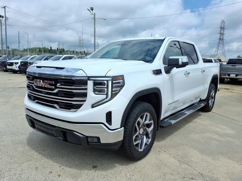 New 2026 GMC Sierra 1500 SLT w/ SLT Premium Plus Package AWD/4WD image 3