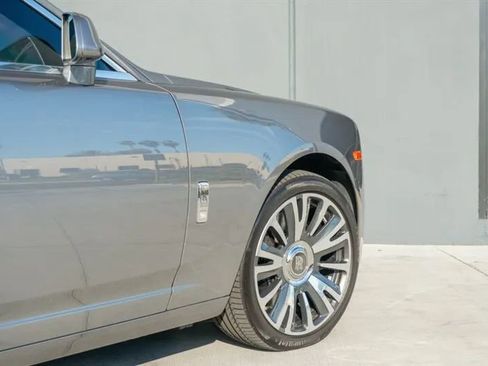 Used 2019 Rolls-Royce Ghost image 43
