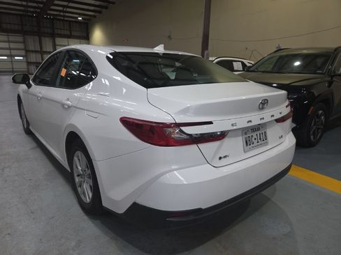 Used 2025 Toyota Camry LE FWD image 7