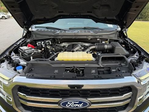 Used 2025 Ford F150 Lariat w/ Equipment Group 501A Mid AWD/4WD image 30