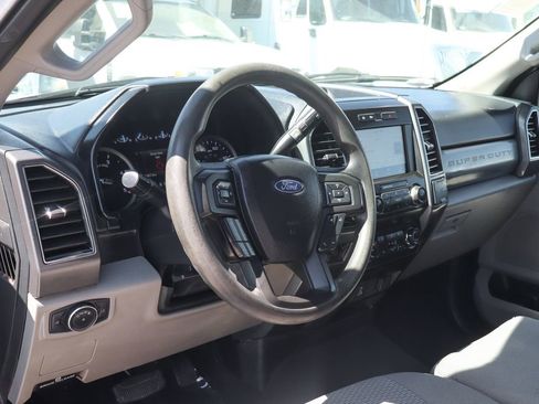 Used 2021 Ford F550 4x4 Regular Cab Super Duty image 22