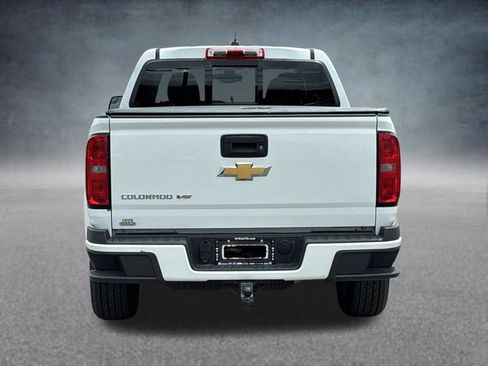 Used 2017 Chevrolet Colorado Z71 AWD/4WD image 4