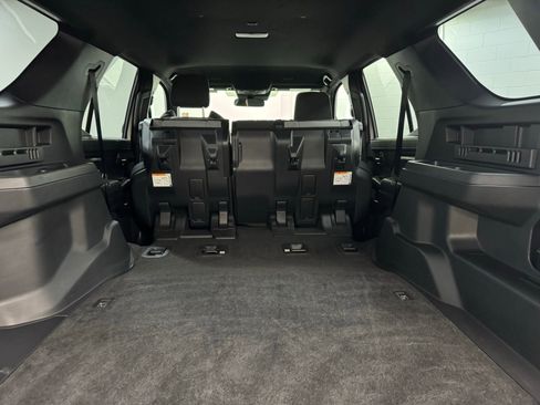 Used 2025 Toyota 4Runner TRD Off-Road image 31