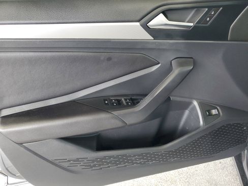 Used 2019 Volkswagen Jetta SE FWD image 14