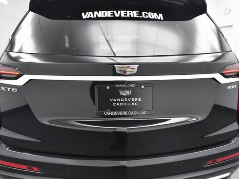 Used 2024 Cadillac XT6 Premium Luxury w/ Technology Package image 6