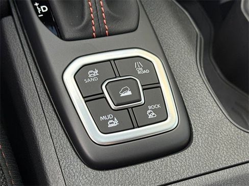 New 2026 Nissan Frontier PRO-4X w/ Pro-4x Convenience Package image 29