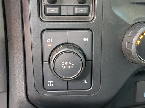 Used 2024 Ford F250 XL w/ STX Appearance Package AWD/4WD image 28