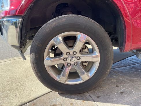 Used 2018 Ford F150 Lariat w/ Equipment Group 502A Luxury image 27