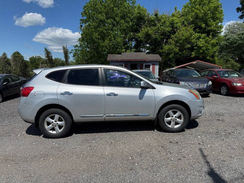Used 2013 Nissan Rogue S w/ Special Edition Pkg AWD/4WD image 2