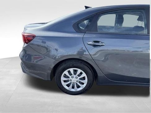 Used 2024 Kia Forte LX FWD image 4