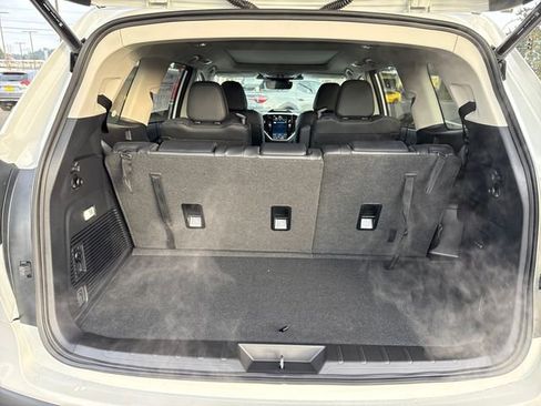 New 2026 Subaru Ascent Limited image 13