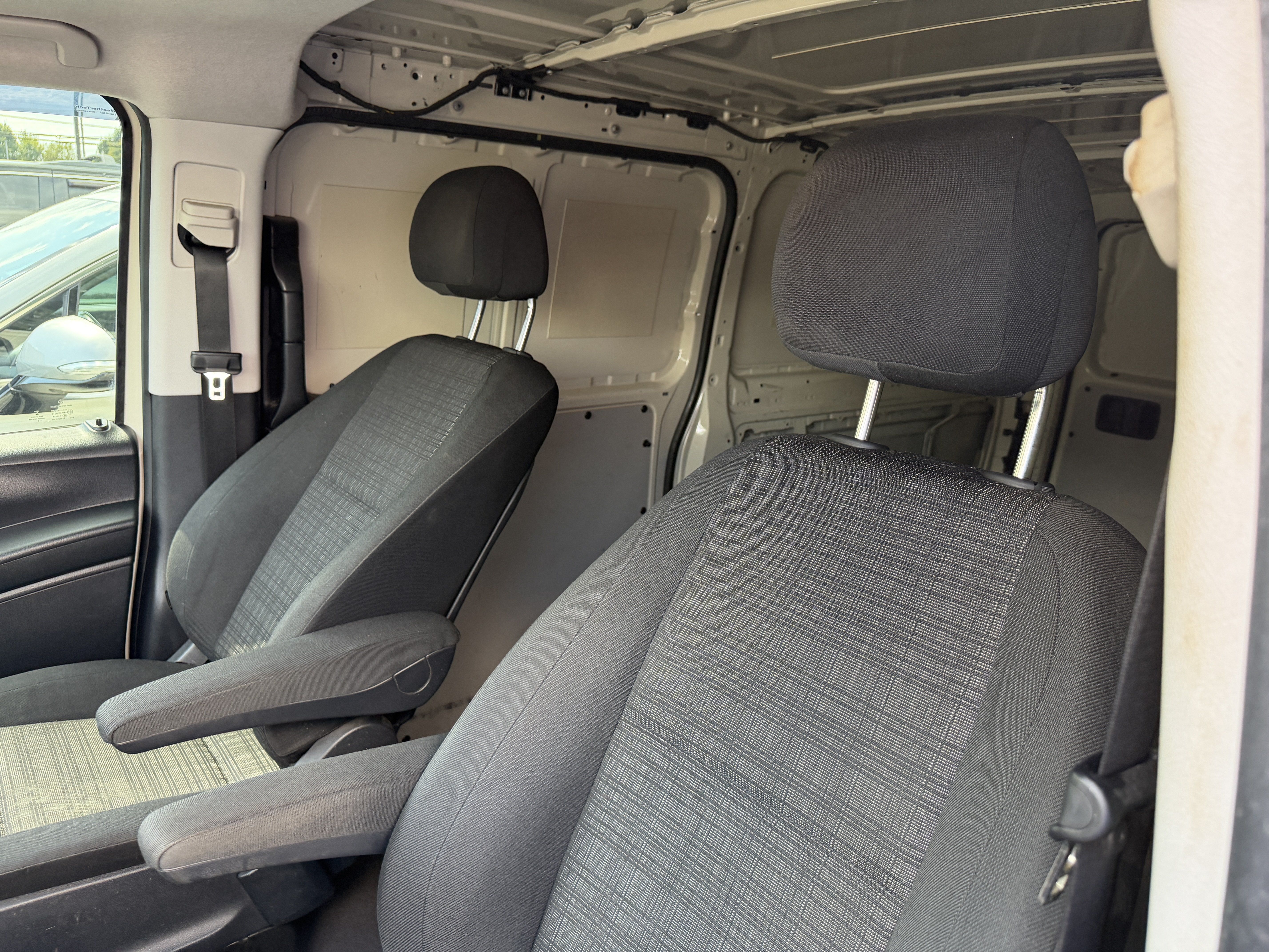 Used 2020 Mercedes-Benz Metris image 12