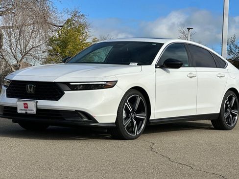 Used 2023 Honda Accord Sport image 8