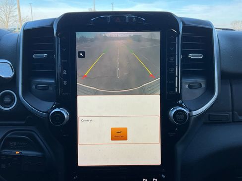 Used 2022 RAM 3500 Big Horn w/ Level C Equiment Group image 17