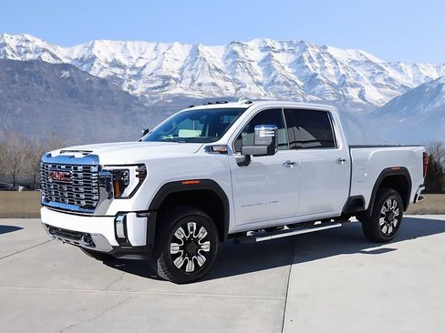 New 2026 GMC Sierra 2500 Denali w/ Technology Package image 2