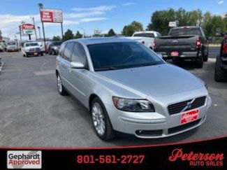 Used 2006 Volvo V50 T5 video 1