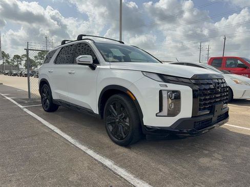 Used 2024 Hyundai Palisade XRT AWD/4WD image 3
