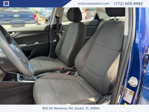 Used 2018 Hyundai Accent SE FWD image 2