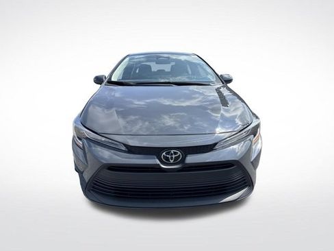 Used 2025 Toyota Corolla LE FWD image 8