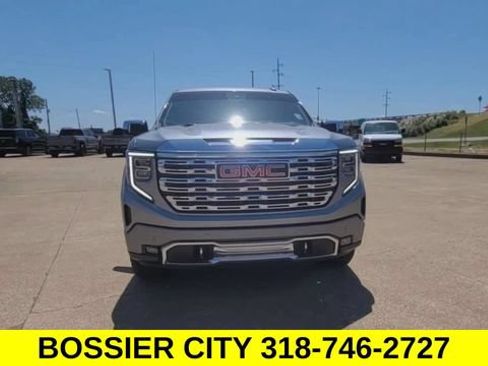 Certified 2024 GMC Sierra 1500 Denali AWD/4WD image 3