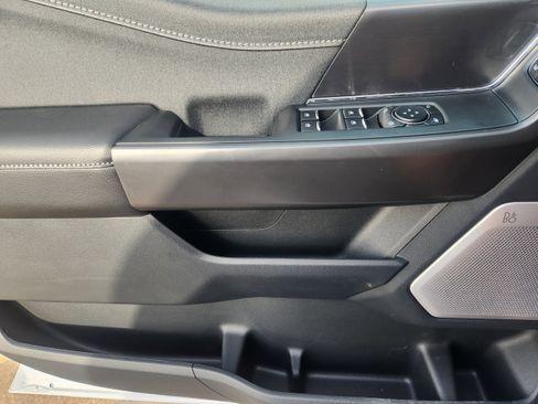 New 2025 Ford F150 Lariat w/ Equipment Group 502A High image 16