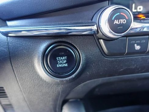 Used 2022 MAZDA MAZDA3 s AWD/4WD image 19