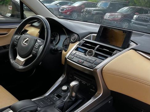 Used 2016 Lexus NX 200t FWD image 19