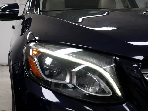 Used 2019 Mercedes-Benz GLC 300 image 45