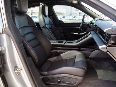 Certified 2021 Porsche Taycan 4S AWD/4WD image 17