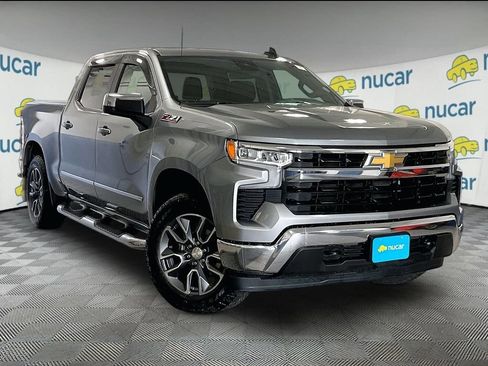 Used 2023 Chevrolet Silverado 1500 LT w/ Z71 Off-Road Package AWD/4WD image 1