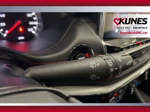 Used 2025 Jeep Compass Trailhawk image 20