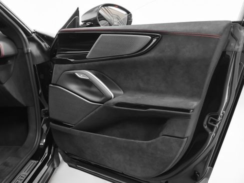 Certified 2025 Ferrari Purosangue AWD/4WD image 33