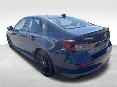 Used 2025 Honda Civic Sport image 13