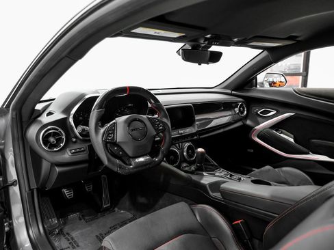 Used 2020 Chevrolet Camaro ZL1 image 5