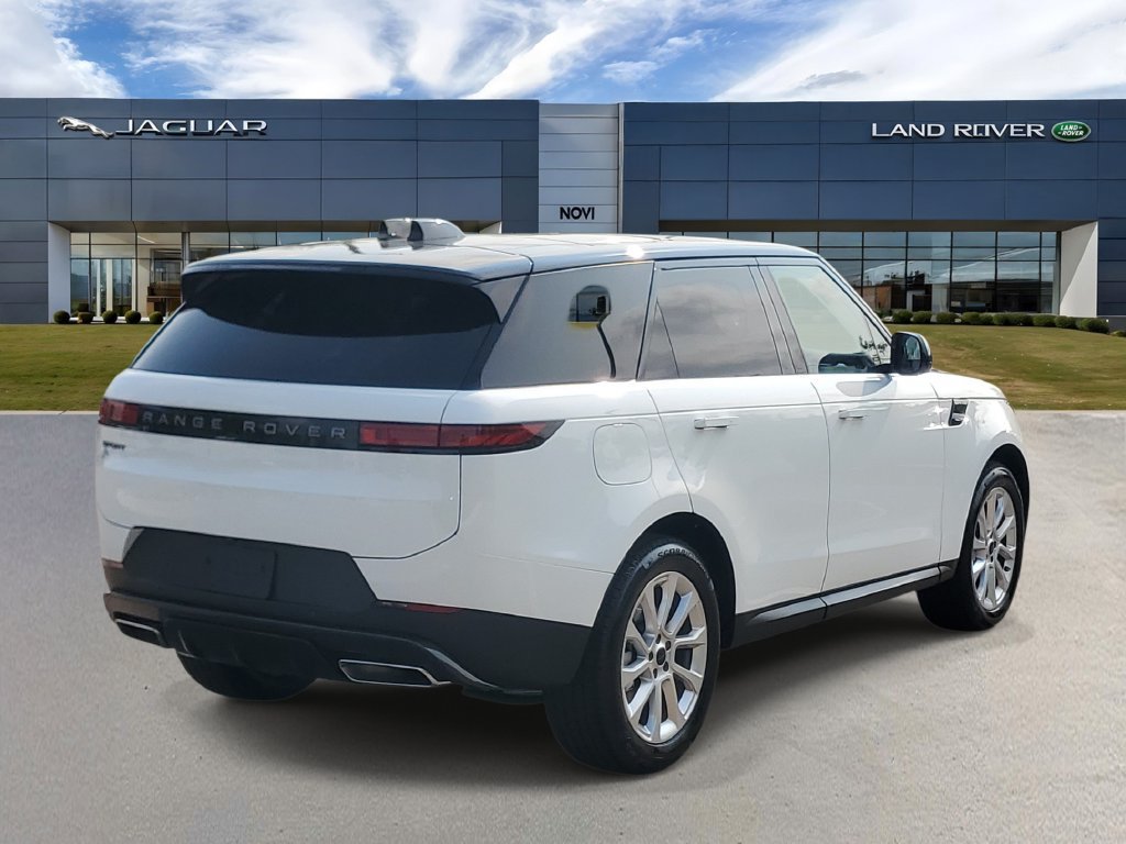 New 2026 Land Rover Range Rover Sport SE AWD/4WD image 3