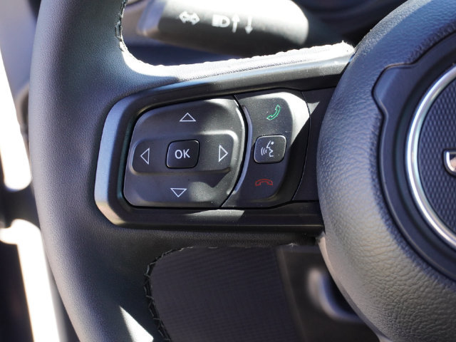 Used 2025 Jeep Wrangler Unlimited Rubicon w/ Safety Group AWD/4WD image 55