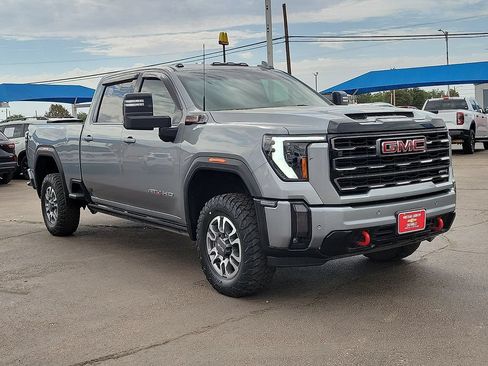 Used 2024 GMC Sierra 2500 AT4 w/ Max Trailering Package AWD/4WD image 6