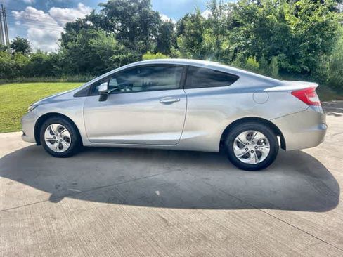 Used 2013 Honda Civic LX image 4