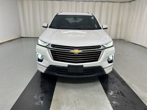 Certified 2023 Chevrolet Traverse High Country w/ LPO, Floor Liner Package AWD/4WD image 3