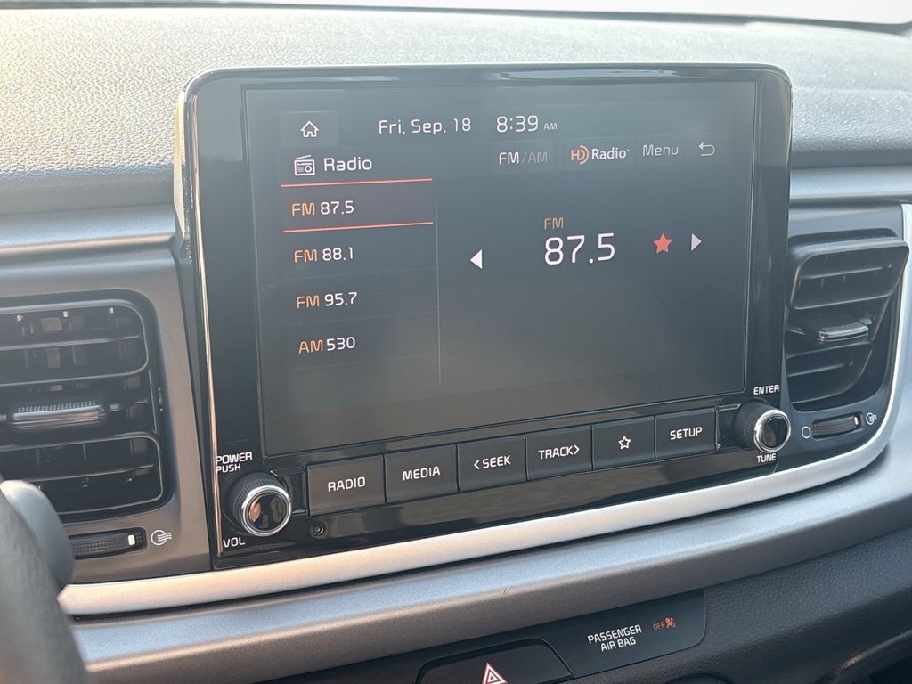 Used 2023 Kia Rio LX FWD image 32