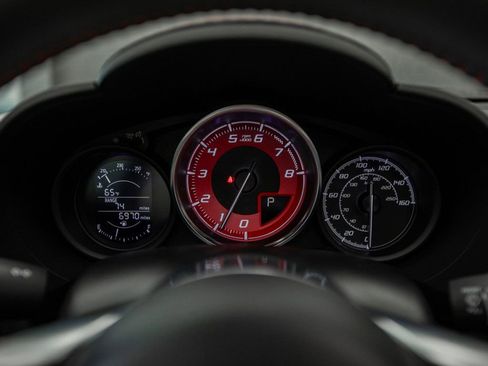 Used 2020 FIAT 124 Spider Abarth w/ Convenience Group image 19