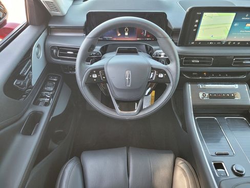 New 2026 Lincoln Aviator Reserve image 8