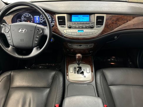 Used 2009 Hyundai Genesis 3.8 image 16
