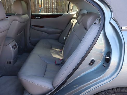 Used 2004 Lexus ES 330 FWD image 20