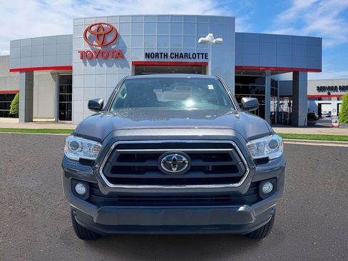 Used 2023 Toyota Tacoma SR5 AWD/4WD image 3