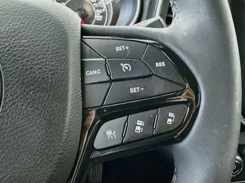 Used 2023 Jeep Cherokee Altitude Lux AWD/4WD image 26