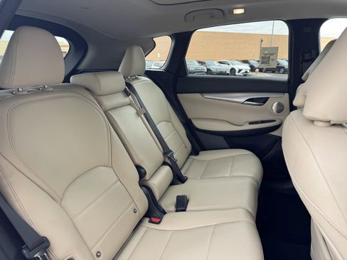 Used 2022 INFINITI QX50 Essential image 40
