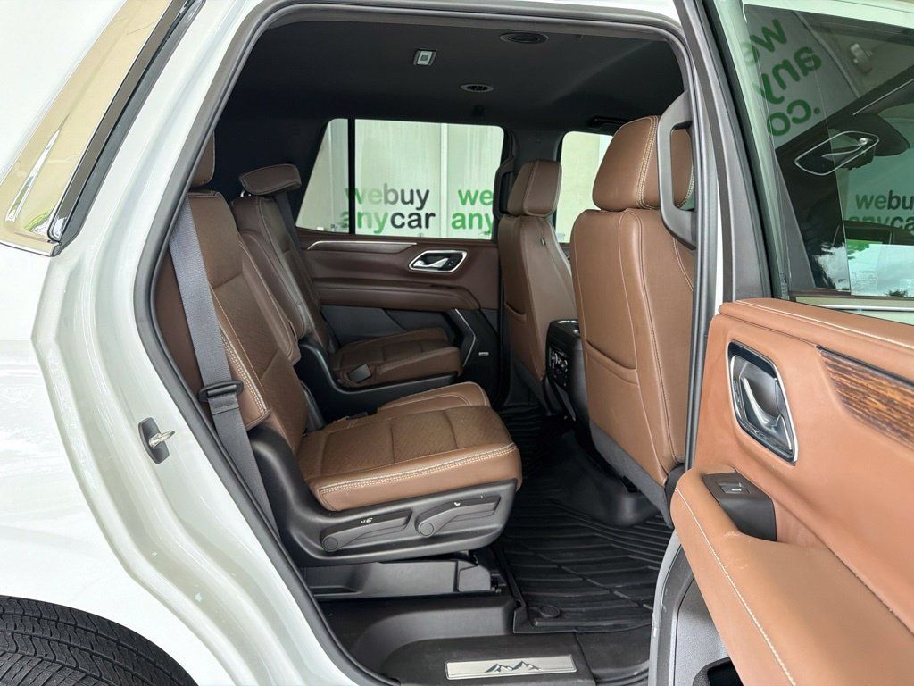 Used 2022 Chevrolet Tahoe High Country RWD image 25