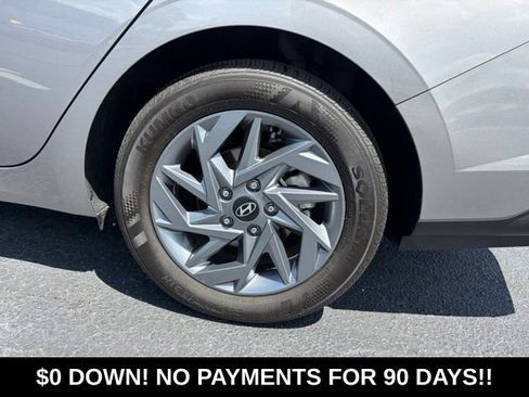 Used 2024 Hyundai Elantra SEL FWD image 10
