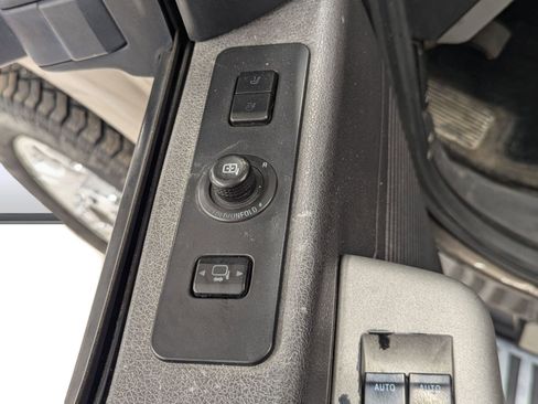 Used 2016 Ford F250 Lariat w/ Chrome Package image 19